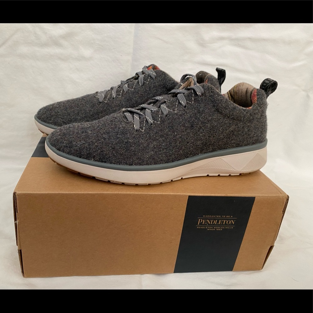 Pendleton Wool Sneakers size 8